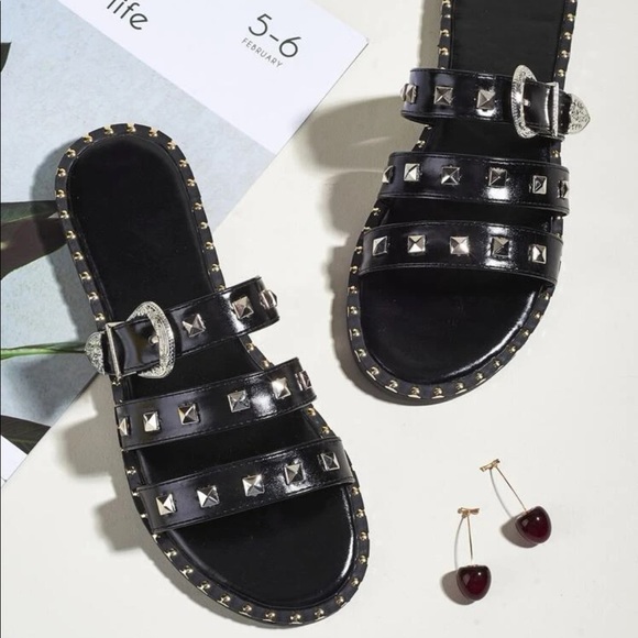 SHEIN Shoes - Sandals